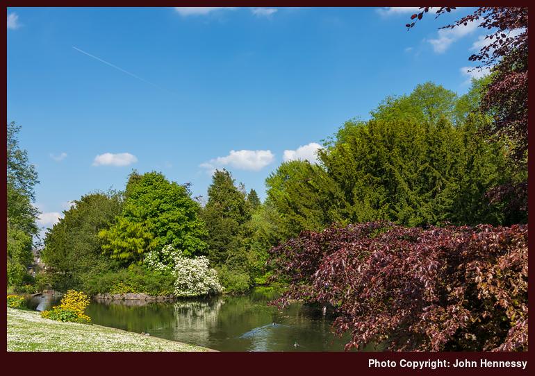 Lower Lake, Pavilion Gardens,<br /> Buxton, Derbyshire, England