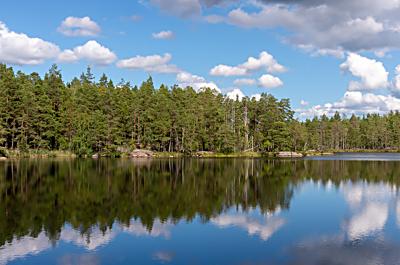 Click to enlarge: Årsjön, Tyresta National Park, Sodermanland, Sweden